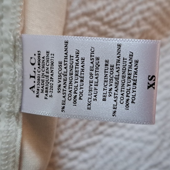 NWT A.L.C. Womens Ryder Beige Faux Leather 4.75" Shorts Elastic Waist XS - Picture 7 of 7